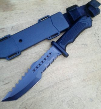 cuchillos militares