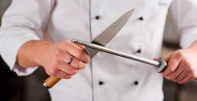Sazón Sula  ¿Cual es la manera correcta de afilar el cuchillo?